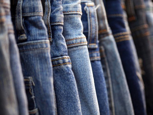Розміри жіночих джинсів