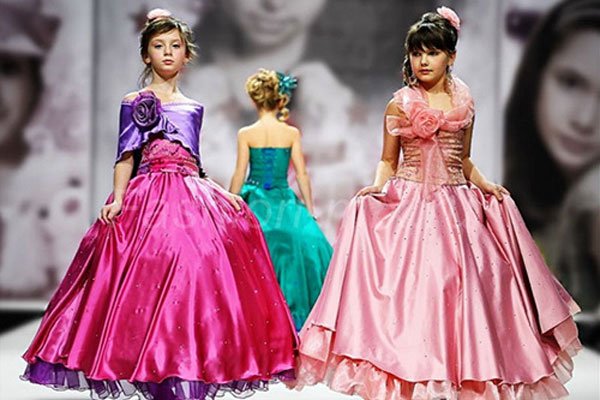 Модні сукні на новий рік 2017: фото, дитячі, для підлітків, вечірні, красиві