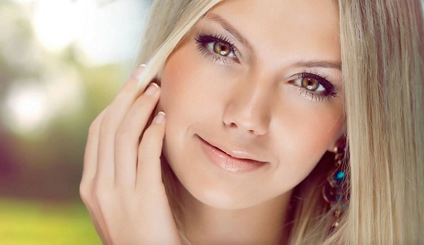 Природний макіяж: варіації та способи нанесення косметики