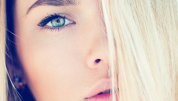 Як підібрати правильний макіяж на кожен день для зелених очей