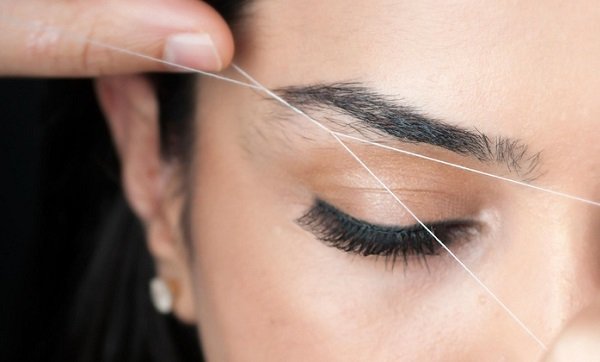 Брови: як вибирається і коригується форма в домашніх умовах