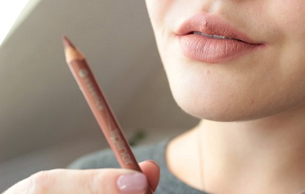 Як вибрати олівець для губ і правильно його використовувати