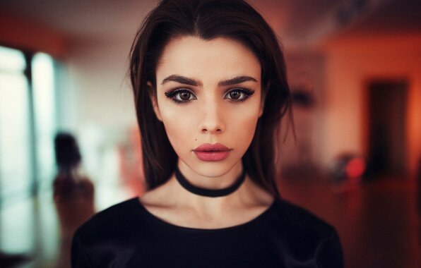 Темний макіяж для карих очей: типи та особливості нанесення