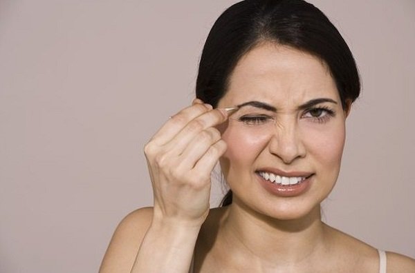 Брови: як вибирається і коригується форма в домашніх умовах