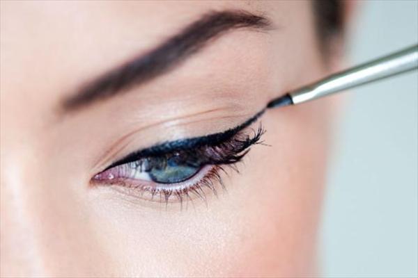 Природний макіяж: варіації та способи нанесення косметики