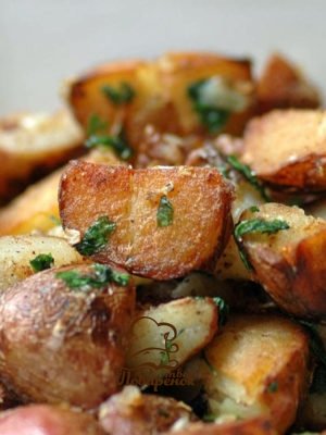 Як смажити картоплю з цибулею на сковороді   покроковий рецепт