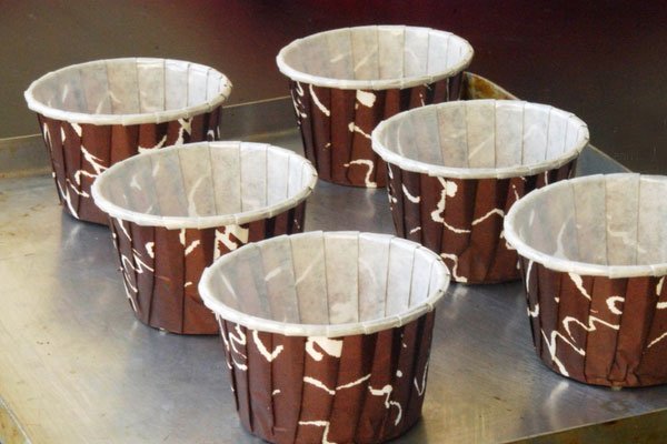Як зробити паперові форми для випічки кексів