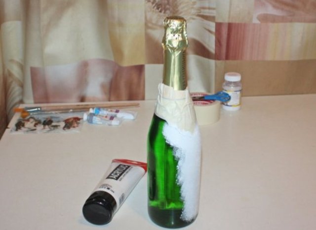 Декупаж пляшок шампанського своїми рками на Новий рік