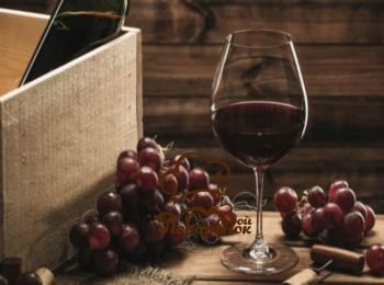Як червоне вино підвищує або знижує тиск