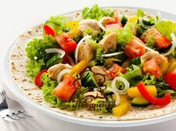 Грецький салат з сухариками   класичний покроковий рецепт