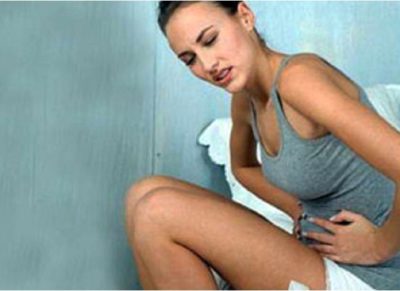 Біль у прямій кишці внизу живота у жінок: вночі, після дефекації, при вагітності