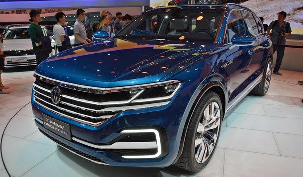Volkswagen touareg 2018 новый Volkswagen touareg 2018 новый