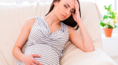 Біль у прямій кишці внизу живота у жінок: вночі, після дефекації, при вагітності