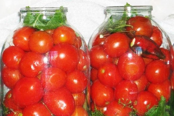 Малосольні помідори швидкого приготування