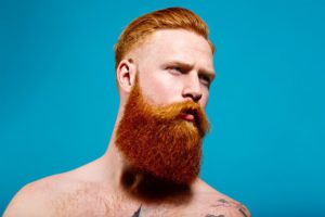 Руда борода: основні причини того, що борода рудіє