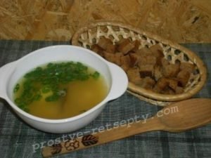 Гороховий суп без мяса з сухариками, рецепт з фото покроково