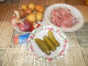 Азу по татарськи з солоними огірками з свинини: рецепт з фото