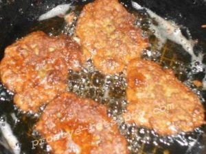 Печінкові котлети з яловичої печінки: рецепт покроково з фото