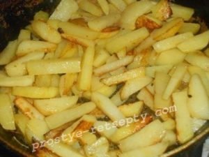 Азу по татарськи з солоними огірками з свинини: рецепт з фото