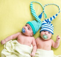 Привітання з днем народження близнят хлопчиків