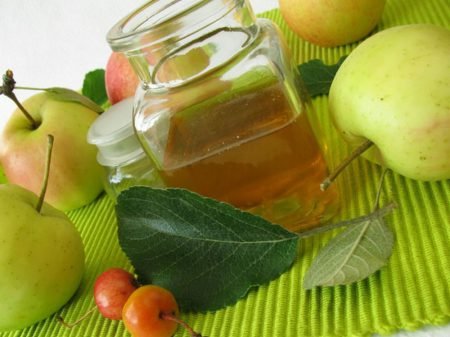 Яблуко зелене: вміст вітамінів і мінералів, опис сортів