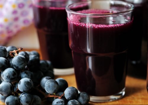 Вітаміни в чорному винограді: у чому користь, опис