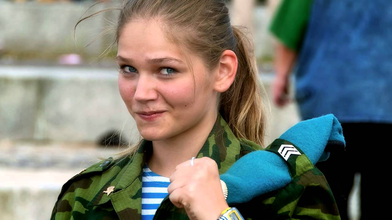 Як своїми руками створити листівку з Днем ВДВ