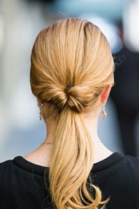 Модні зачіски на середні волосся 2017   120 фото новинок