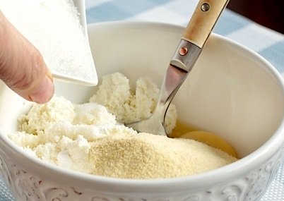 Сирники із сиру у домашніх умовах — 4 простих рецепти сирників
