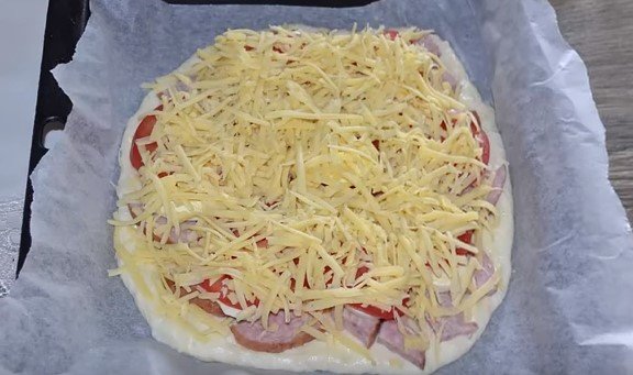 Домашня піца в духовці — 4 покрокових рецептів приготування піци будинку