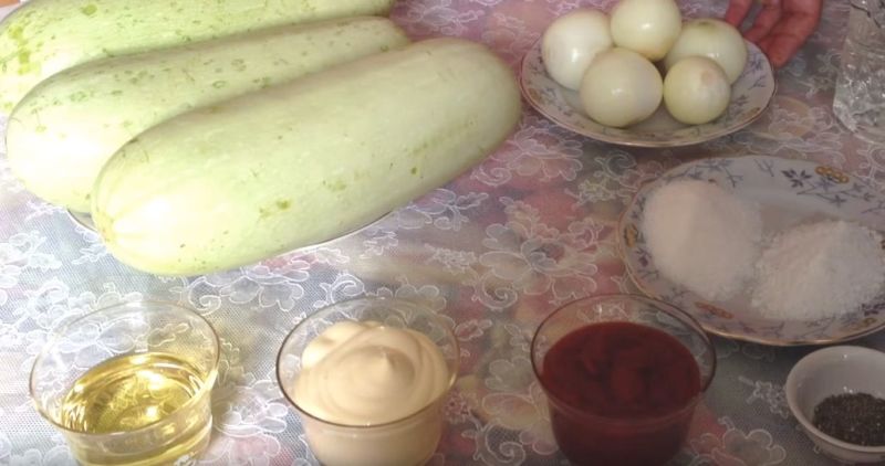 Кабачкова ікра на зиму: найкращі рецепти, пальчики оближеш