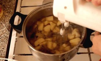 Апетитний крем суп з печериць з картоплею за 25 хвилин!