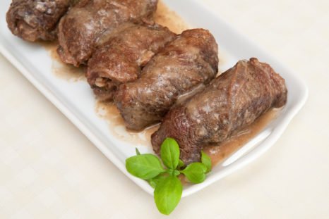 Яловичина тушкована з чорносливом   6 рецептів приготування