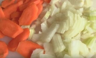 Грибний суп з сочевицею   найпростіший рецепт з фото