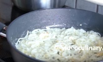 Грибний суп з яловичиною. Готуємо просто і смачно!