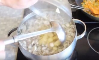 Грибний суп з локшиною   класичний рецепт з фото