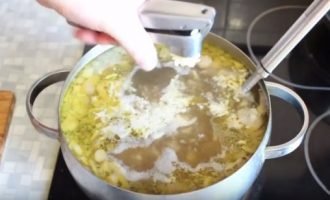Грибний суп з локшиною   класичний рецепт з фото