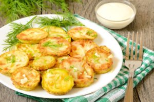 Кабачки в клярі   рецепти приготування на сковороді з часником