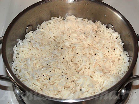 Як варити рис у каструлі на воді   8 способів приготування