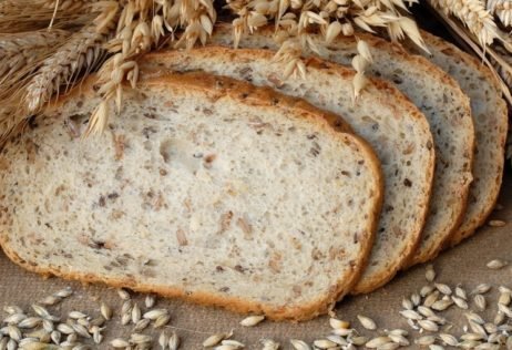 Хліб в хлібопічці – прості і смачні рецепти
