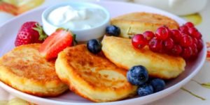 Класичні сирника: рецепти на сковороді