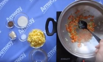 Манний суп за 30 хвилин! Докладний і легкий рецепт.