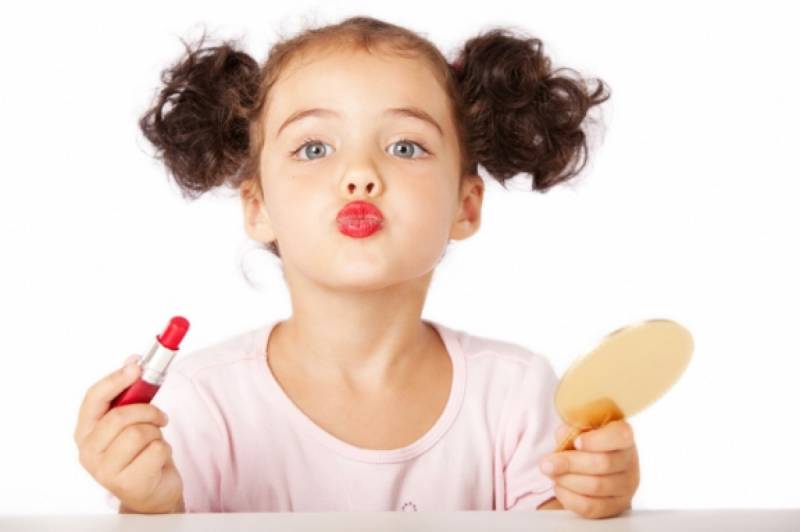Про дитячому макіяжі: для фотосесії дитини, гарні приклади на вік 10 років