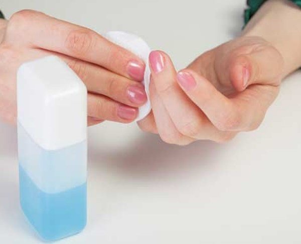 Про красивою фарбування нігтів в домашніх умовах: як можна нафарбувати самій собі
