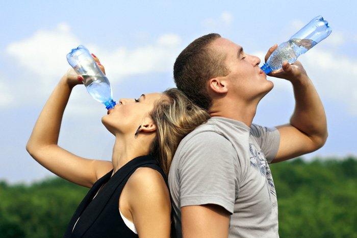 Про питному режимі для схуднення: як вода допомагає схуднути, режим по годинах
