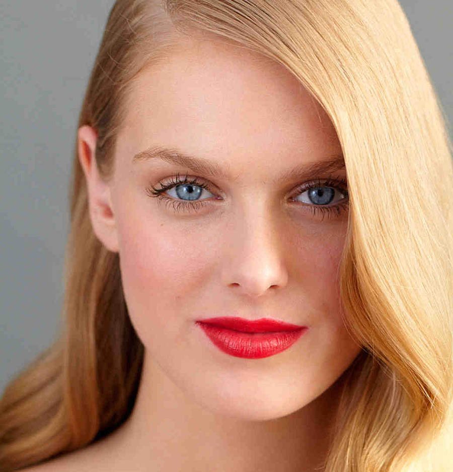 Опис макіяжу з червоними тінями: як виглядає, варіанти нанесення і фото