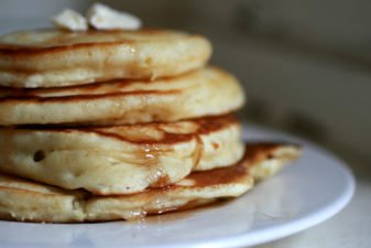 Панкейкі на молоці – 5 рецептів приготування
