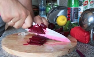 Рецепт приготування бурякового супу   покрокова інструкція