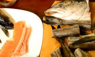 Рецепт рибного супу з фото покроково. Просто і смачно!
