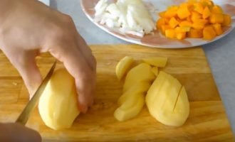 Рецепт супу з фрикадельками і вермішеллю